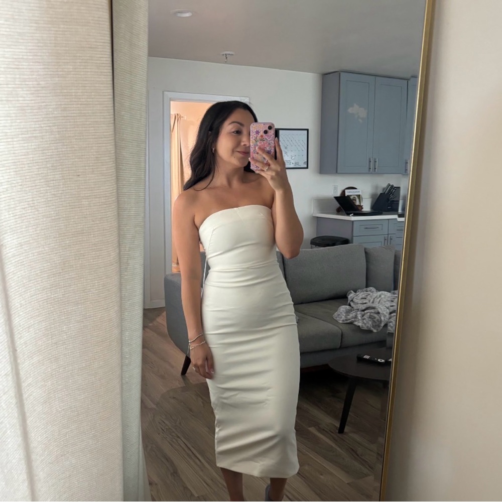 NWT Strapless Ivory Bodycon Midi Dress